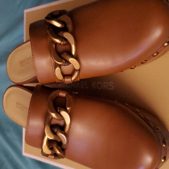 Michael Kors Clog - Picture 2 of 4